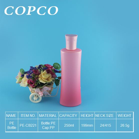 COPCOs Innovative PE bottle with gradient colouring